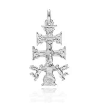 COLGANTE CRUZ DE CARAVACA HOMBRE PLATA DE LEY 925 15X26 MILÍMETROS CRISTO RELIEVE CON DOS ÁNGELES